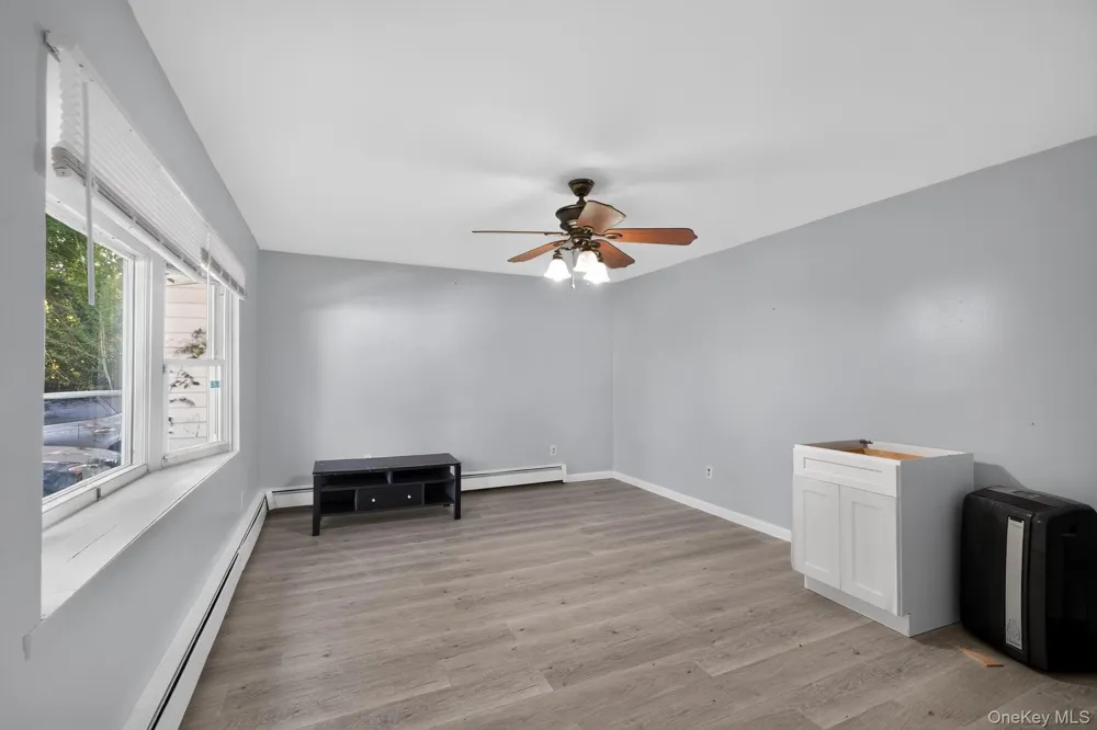 3 Hickory Place Bay Shore, NY 11706