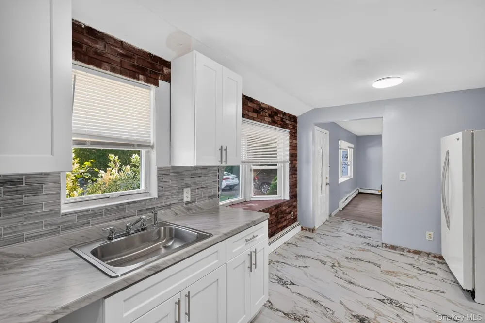 3 Hickory Place Bay Shore, NY 11706