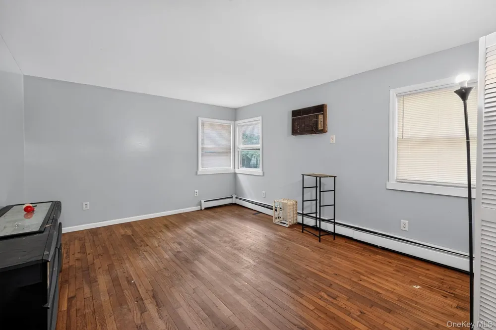 3 Hickory Place Bay Shore, NY 11706