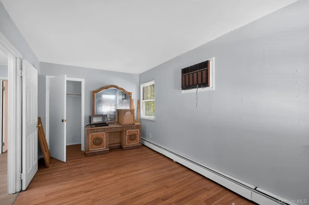3 Hickory Place Bay Shore, NY 11706
