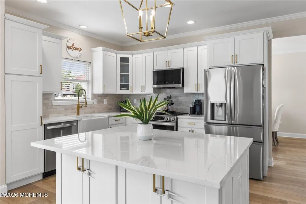 2 Devonshire Drive Hazlet, NJ 07730