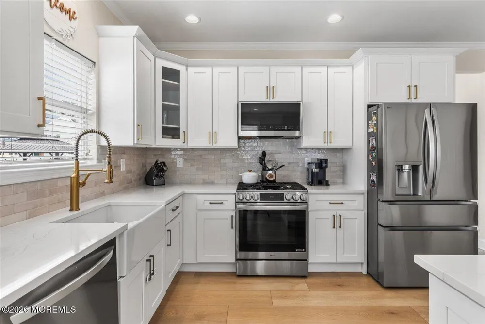 2 Devonshire Drive Hazlet, NJ 07730
