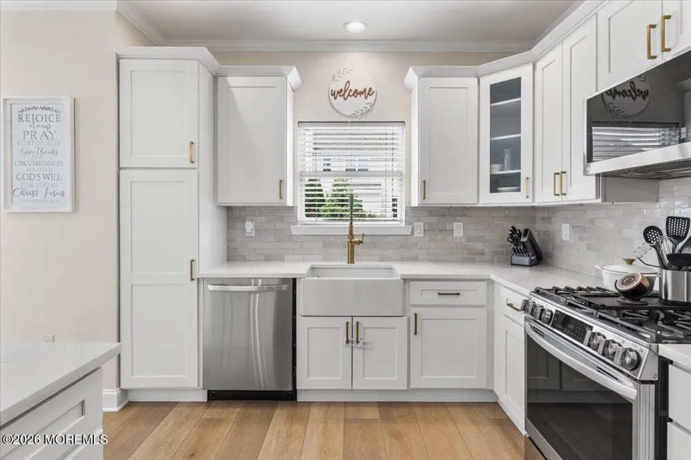 2 Devonshire Drive Hazlet, NJ 07730