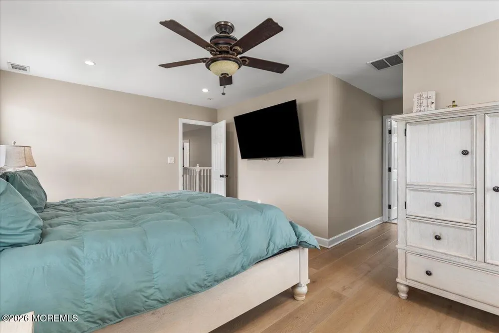 2 Devonshire Drive Hazlet, NJ 07730