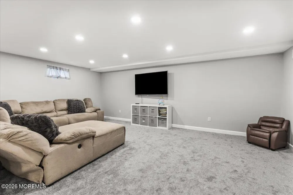 2 Devonshire Drive Hazlet, NJ 07730