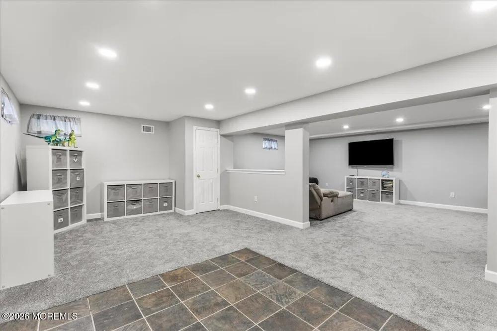 2 Devonshire Drive Hazlet, NJ 07730