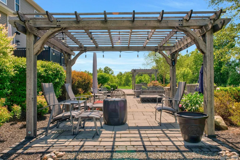 27 Wild Turkey Lane Rock Tavern, NY 12575