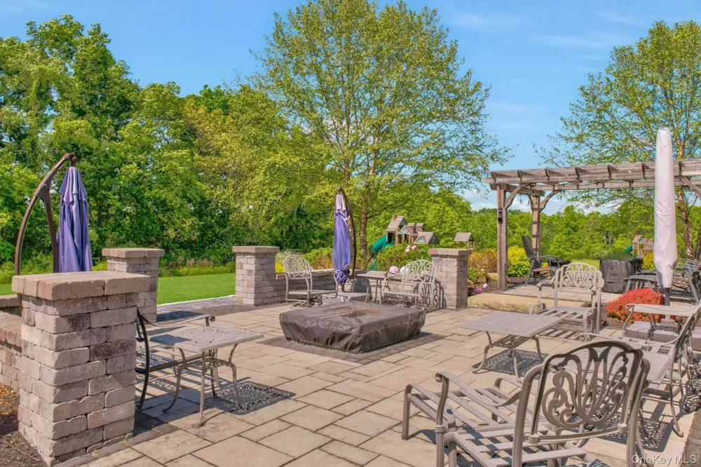 27 Wild Turkey Lane Rock Tavern, NY 12575