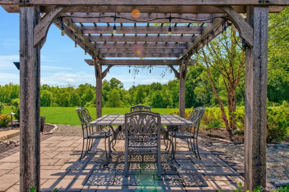 27 Wild Turkey Lane Rock Tavern, NY 12575
