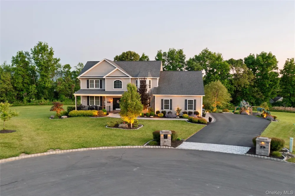 27 Wild Turkey Lane Rock Tavern, NY 12575