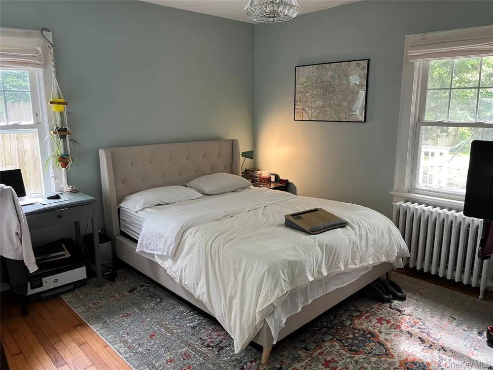 25 Willow Avenue Huntington, NY 11743
