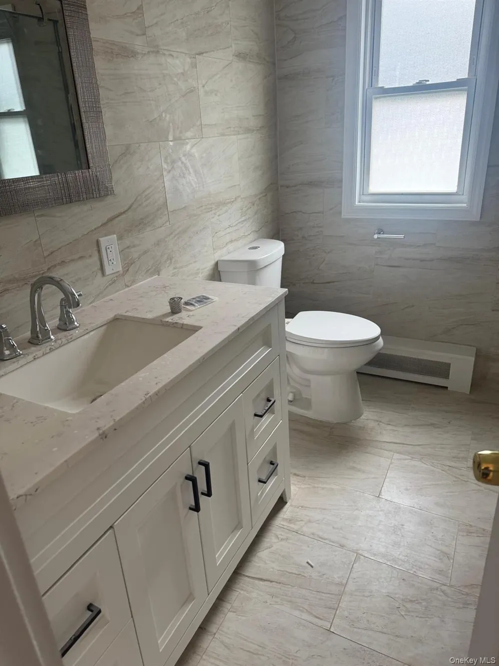 14 Larch Street Hicksville, NY 11801