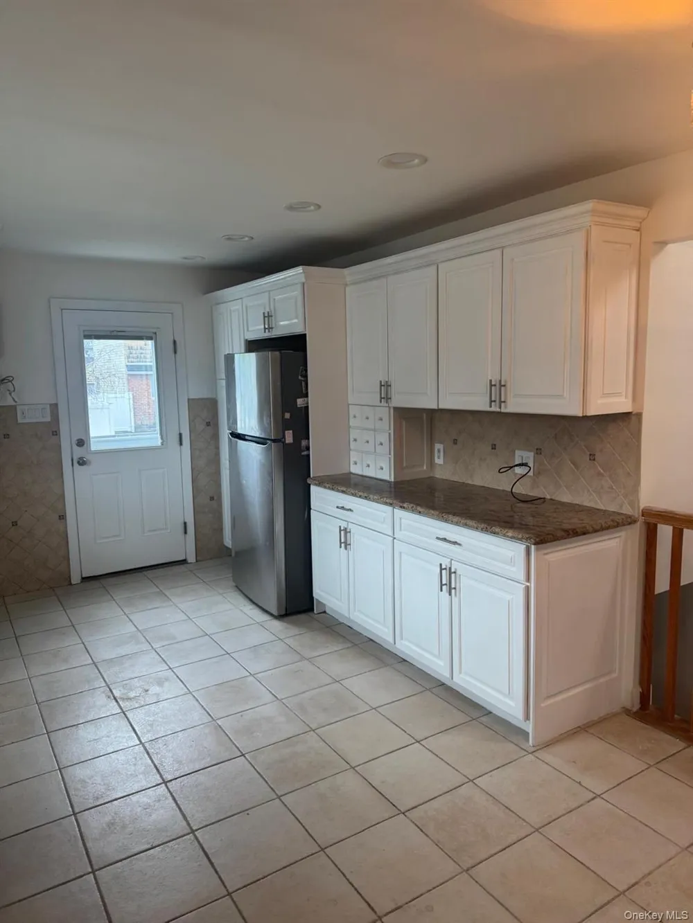 14 Larch Street Hicksville, NY 11801