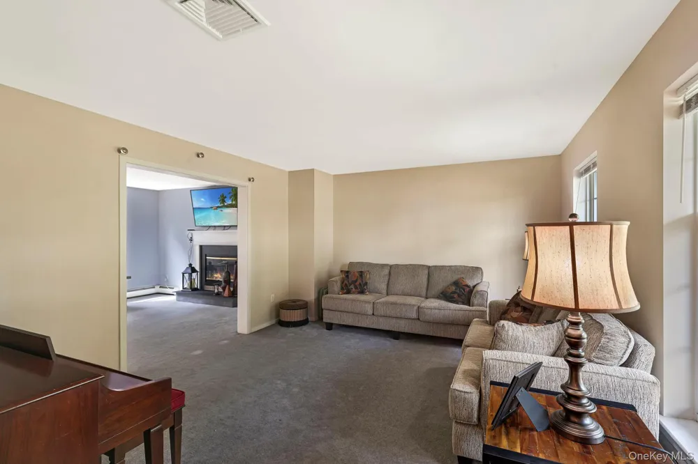 44 Ramblewood Drive Newburgh, NY 12550