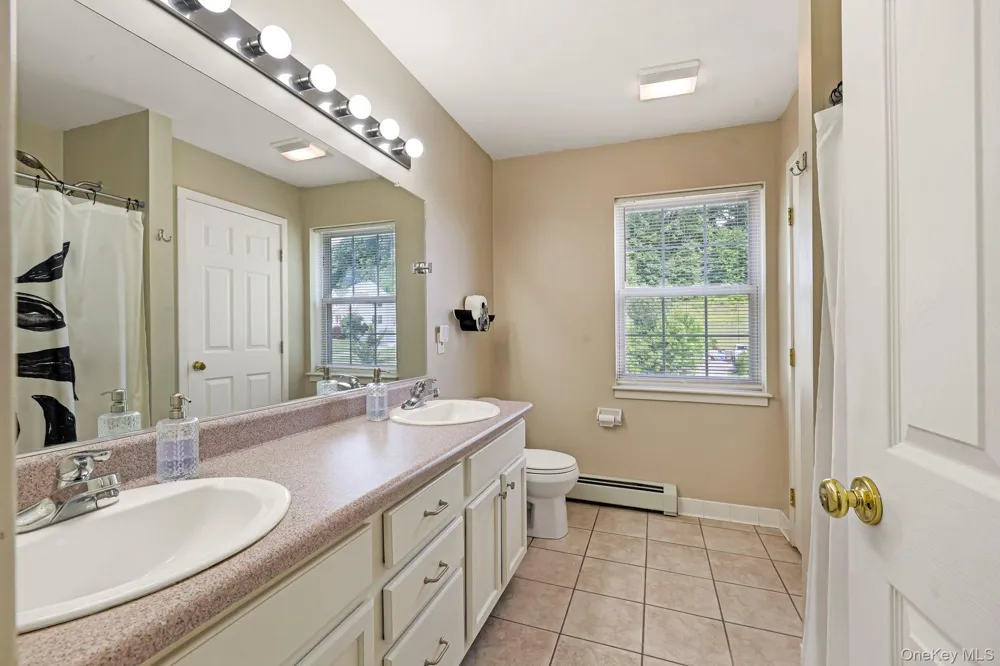 44 Ramblewood Drive Newburgh, NY 12550