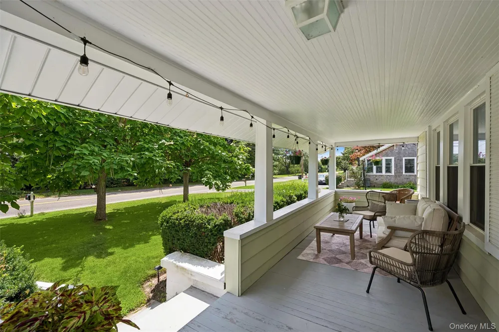15 S Bay Avenue Eastport, NY 11941