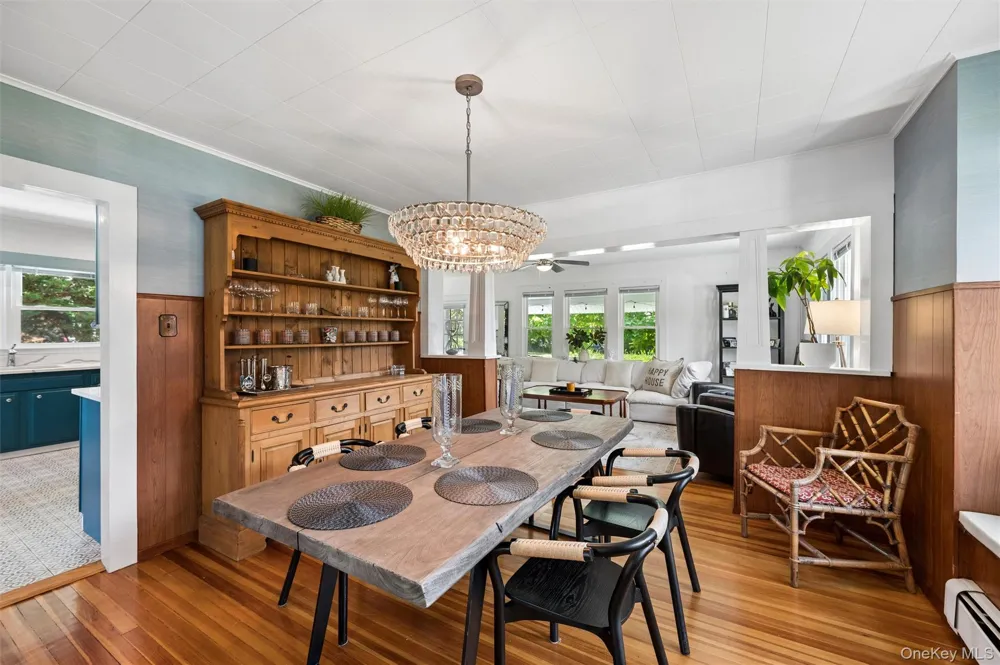 15 S Bay Avenue Eastport, NY 11941