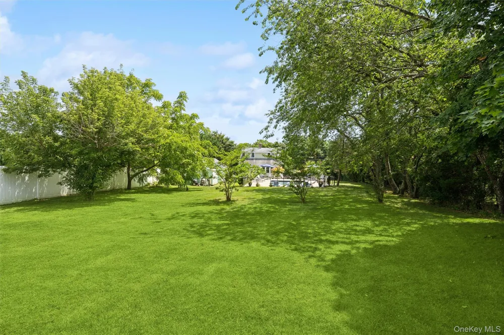 15 S Bay Avenue Eastport, NY 11941