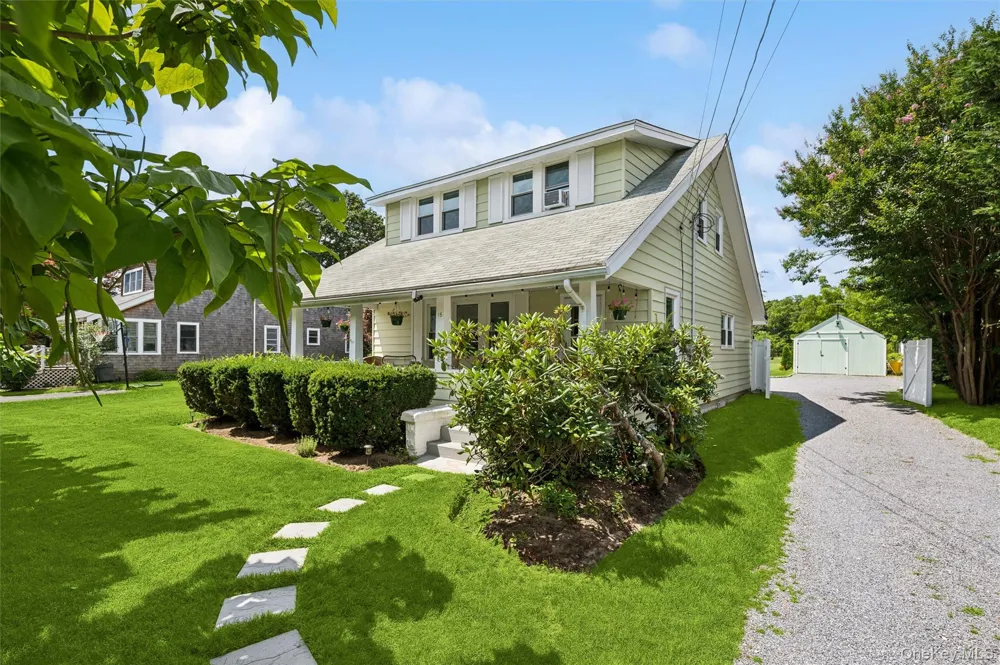 15 S Bay Avenue Eastport, NY 11941