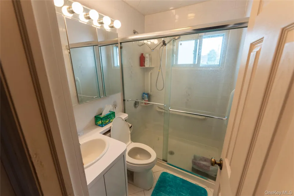 81 Montgomery Avenue Oceanside, NY 11572