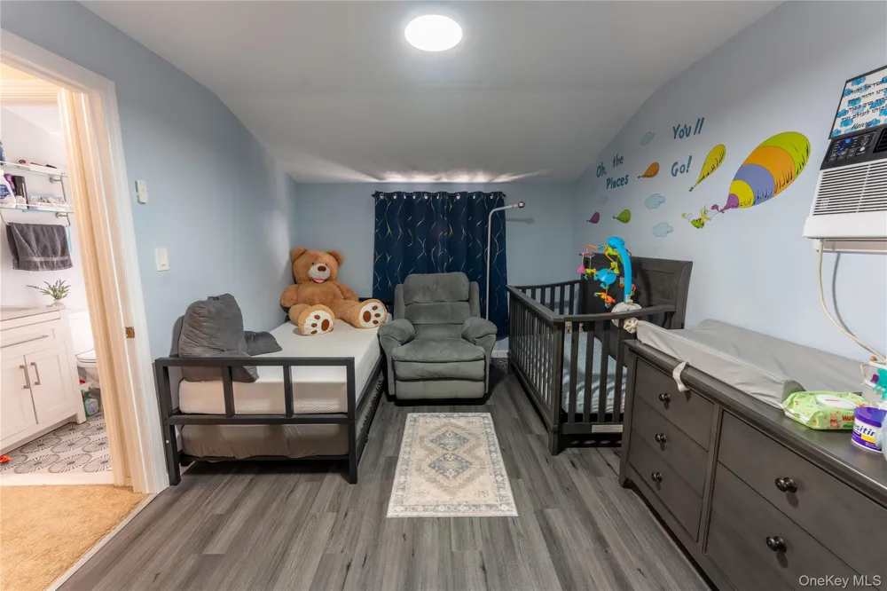 81 Montgomery Avenue Oceanside, NY 11572