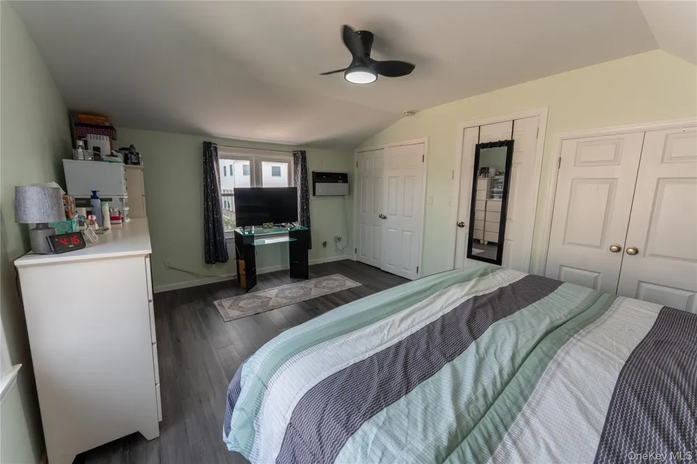 81 Montgomery Avenue Oceanside, NY 11572