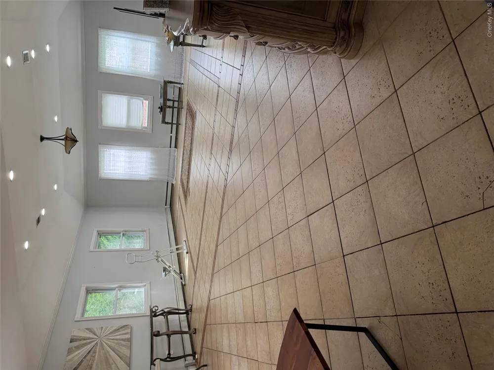 1498 Kew Avenue Hewlett, NY 11557
