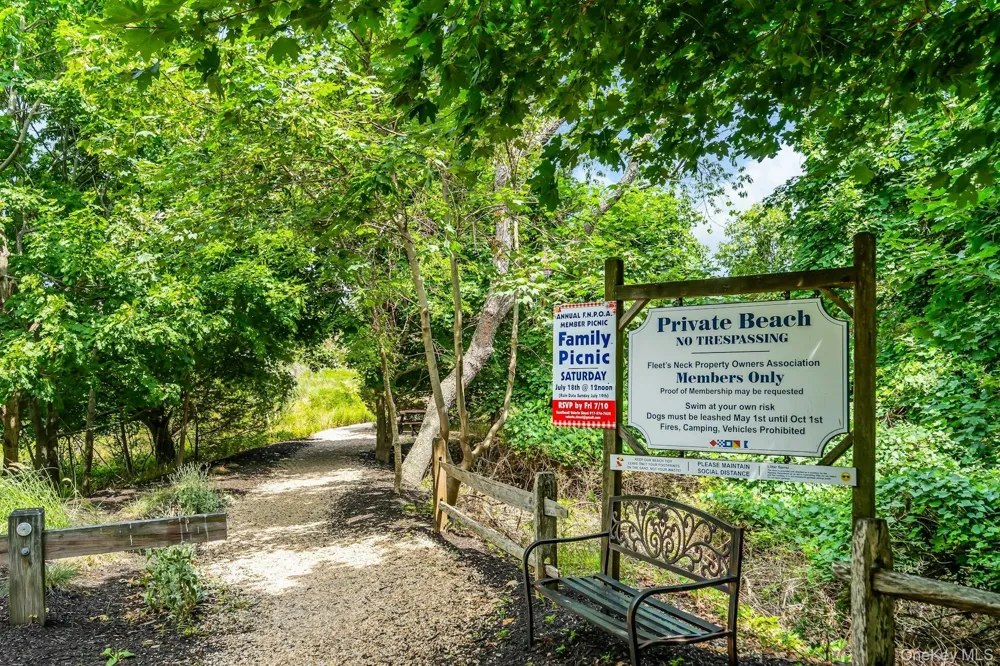 2705 W Creek Avenue Cutchogue, NY 11935