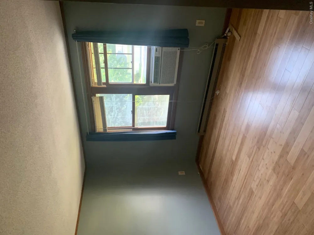 79 Cambridge Drive Red Hook, NY 12571