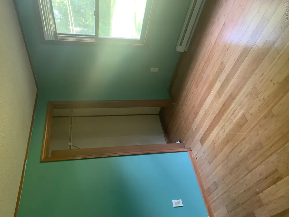 79 Cambridge Drive Red Hook, NY 12571