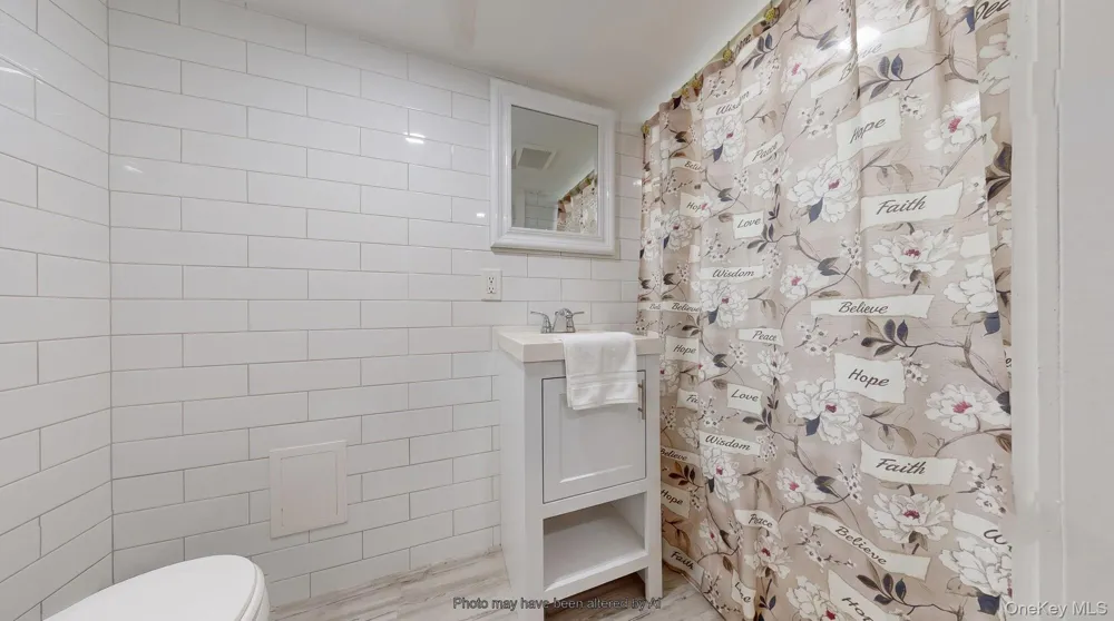 9415 Farragut Road Brooklyn, NY 11236