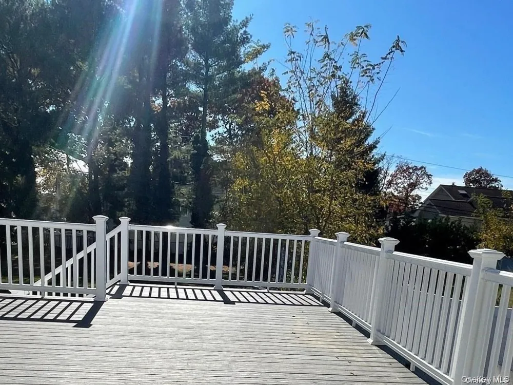 3874 JERUSALEM AVENUE #MAIN FL Seaford, NY 11783