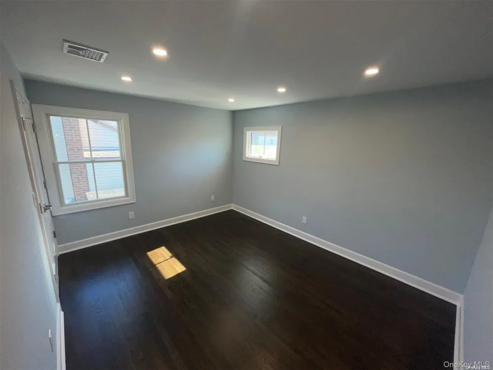 3874 JERUSALEM AVENUE #MAIN FL Seaford, NY 11783