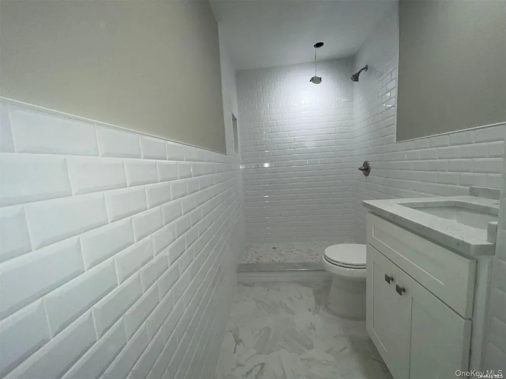 3874 JERUSALEM AVENUE #MAIN FL Seaford, NY 11783
