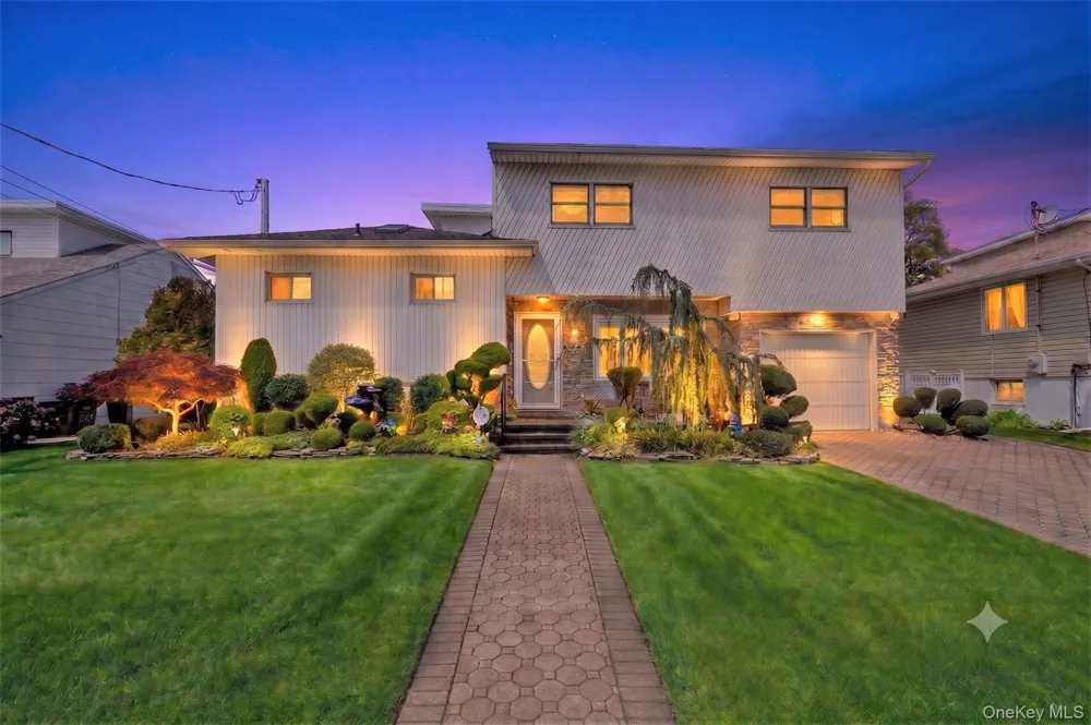 3495 Bayfield Boulevard Oceanside, NY 11572