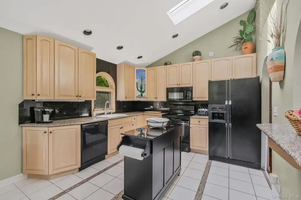 26 Heritage Place S Nesconset, NY 11767