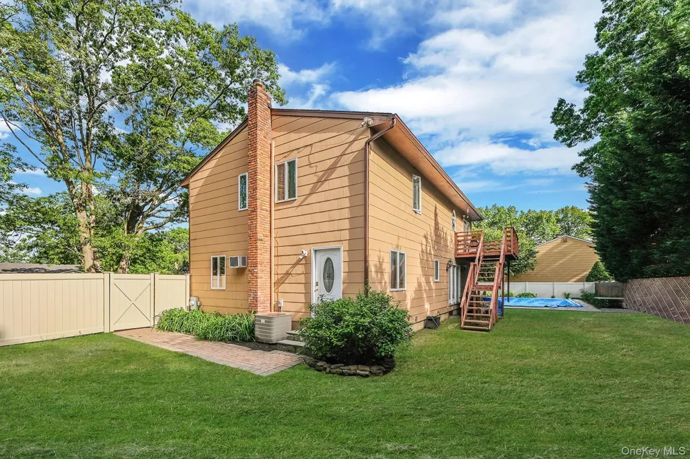 26 Heritage Place S Nesconset, NY 11767