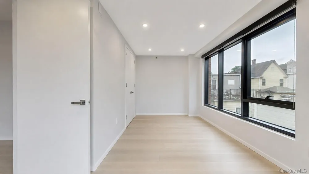 40-22 61st Street #2K Woodside, NY 11377
