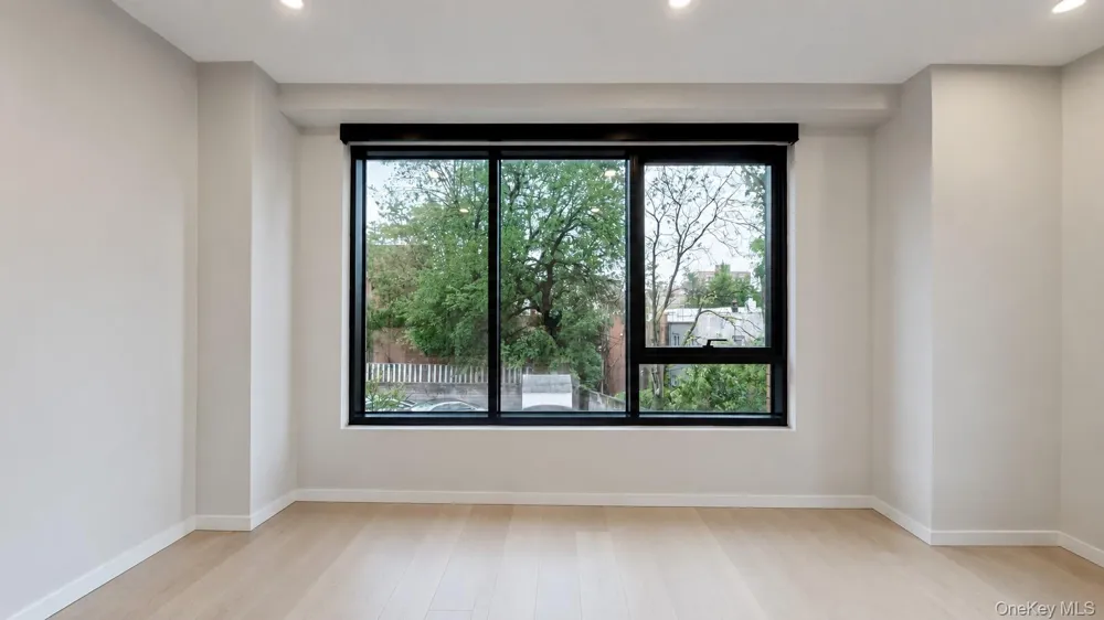 40-22 61st Street #2K Woodside, NY 11377