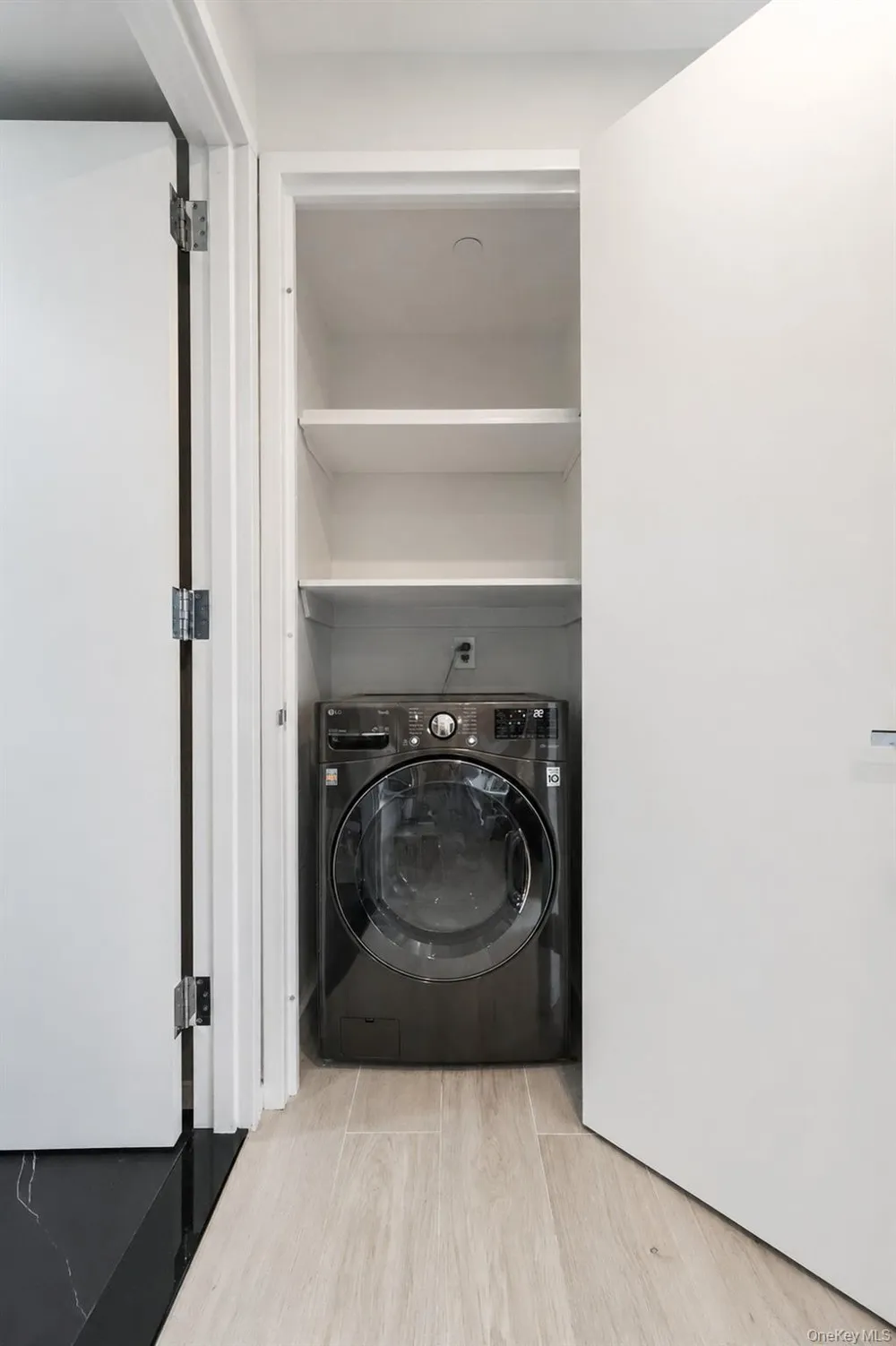 40-22 61st Street #2K Woodside, NY 11377