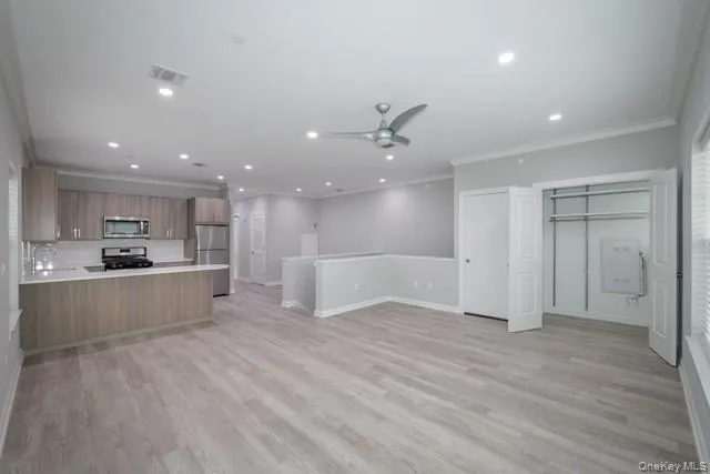 500 Sutton Court #102 Deer Park, NY 11729