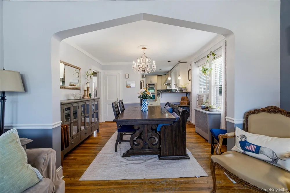 43 Devon Street Malverne, NY 11565