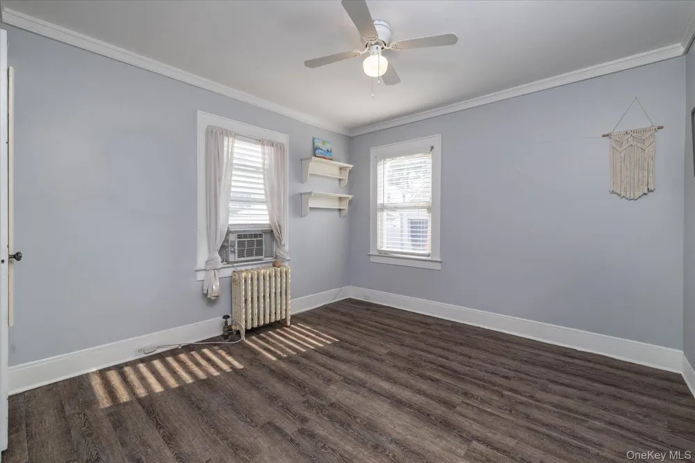 43 Devon Street Malverne, NY 11565