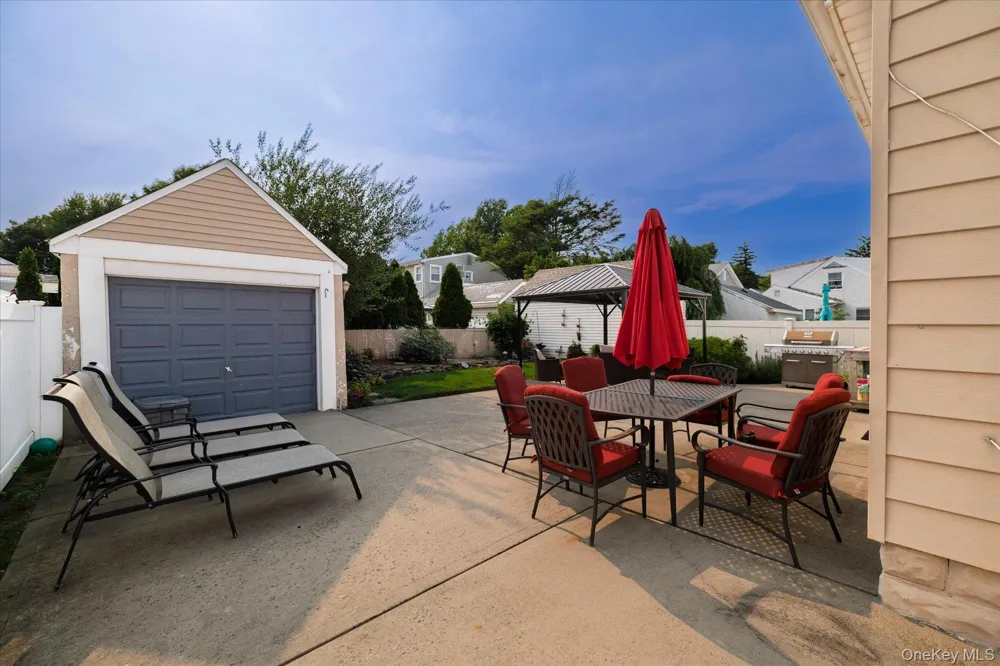 43 Devon Street Malverne, NY 11565