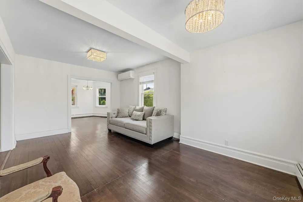 208 Third Avenue Pelham, NY 10803
