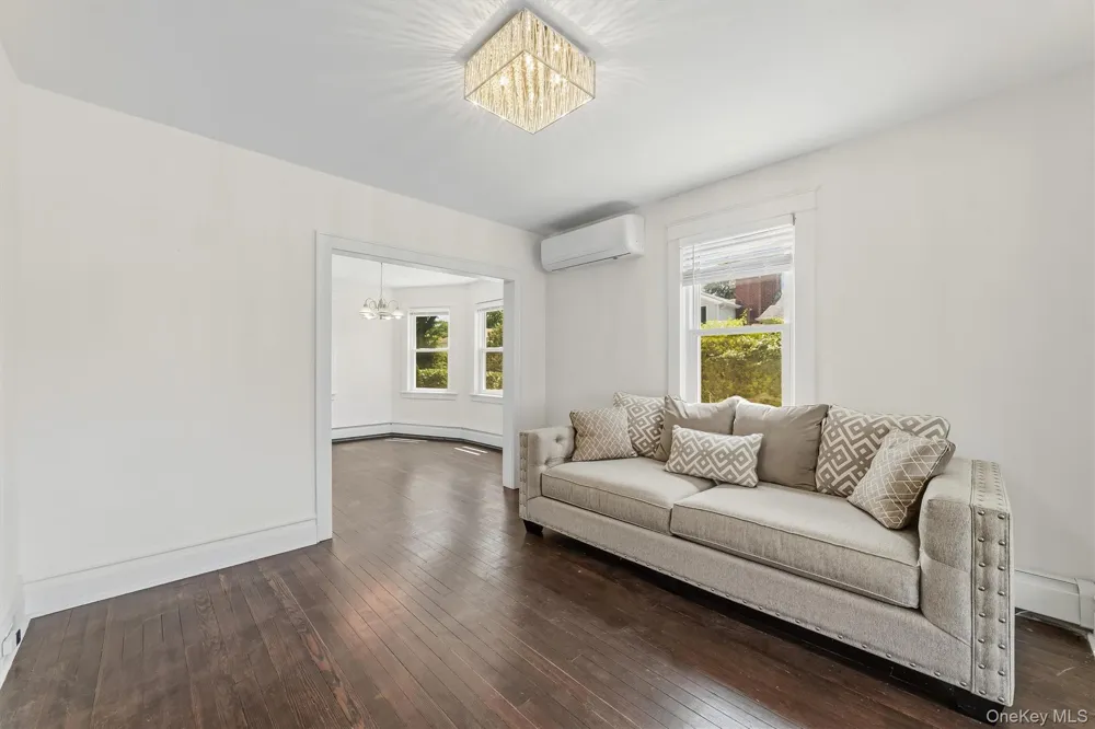208 Third Avenue Pelham, NY 10803