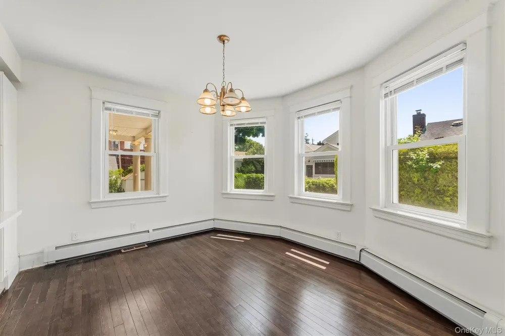 208 Third Avenue Pelham, NY 10803