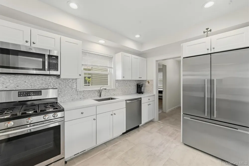 208 Third Avenue Pelham, NY 10803