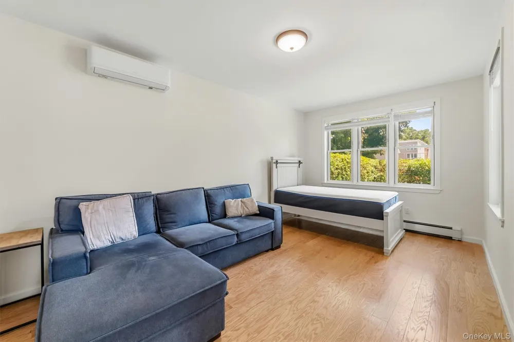 208 Third Avenue Pelham, NY 10803