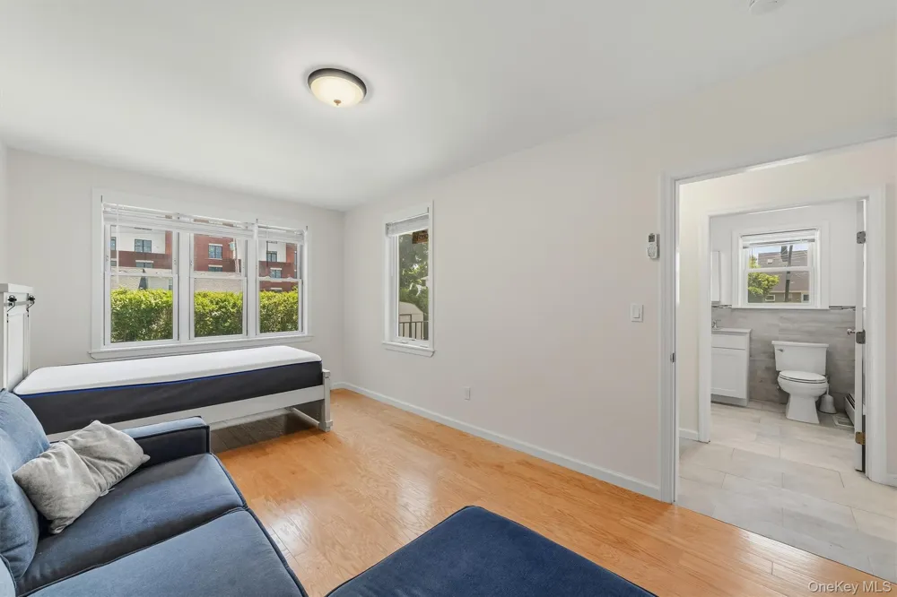 208 Third Avenue Pelham, NY 10803